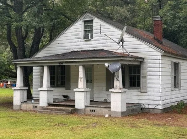 17403 Pittman Rd, Boykins, VA 23827