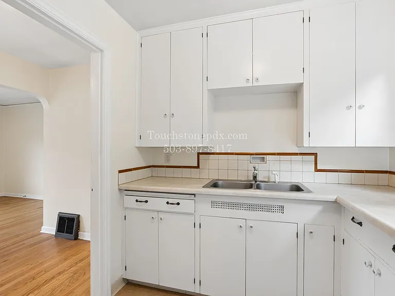 3337 SE 29th Ave — Photo 14