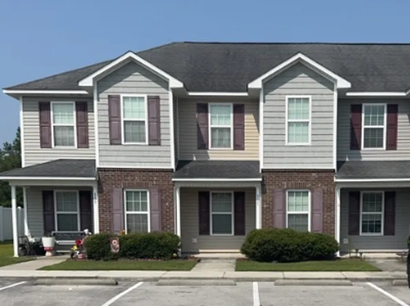 111 Glen Cannon Dr, Jacksonville, NC 28546