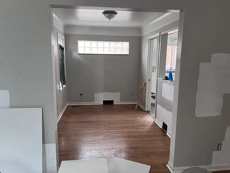 18033 Albion Ave — Photo 5
