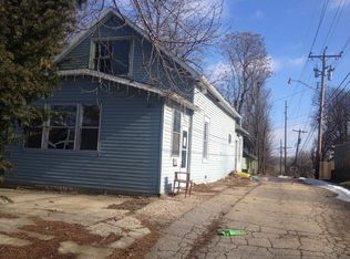 221 Barton St, Spring Valley, IL 61362