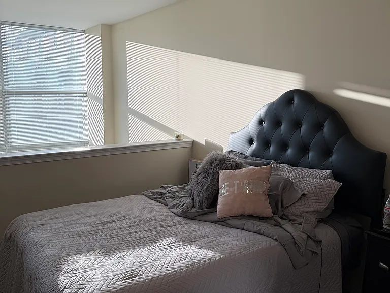 444 W Broad St #235 — Photo 8