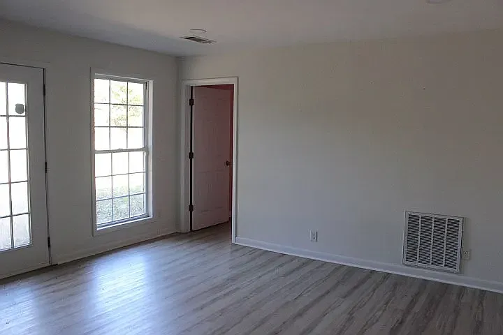 4 bed, 1707 sqft, $1,750 — Photo 3