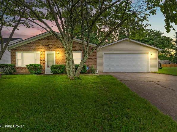 511 Old Harrods Creek Rd, Louisville, KY 40223