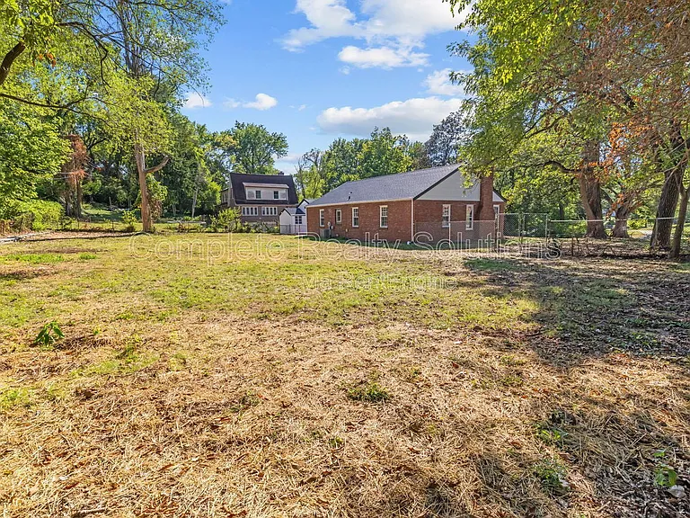 524 Gerald Pl — Photo 38