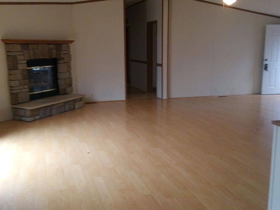 2nd image of 319 Westview Dr