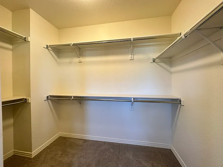 1023 Leonard Ln — Photo 23