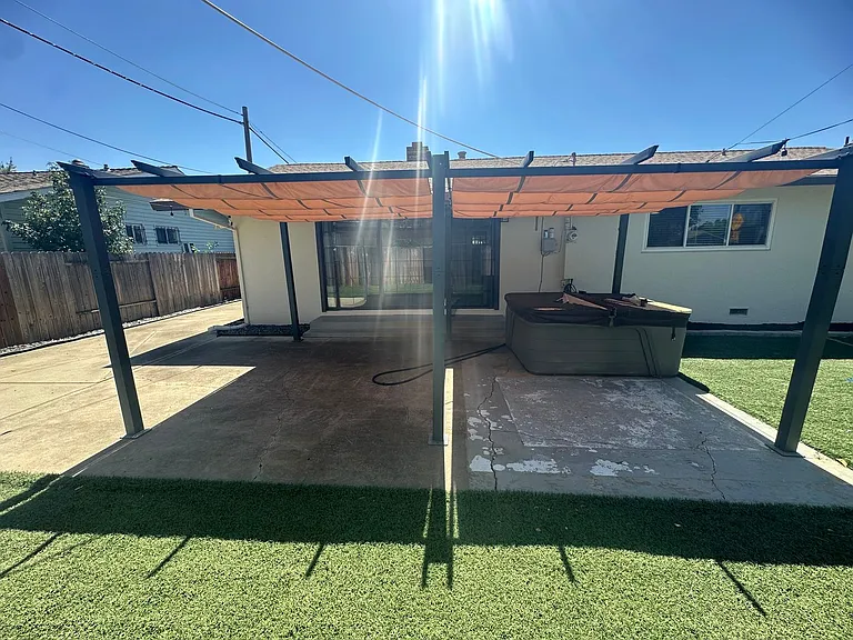9101 Rosewood Dr — Photo 38