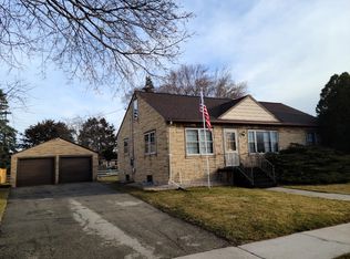 295 Bischoff St, Fond Du Lac, WI 54935