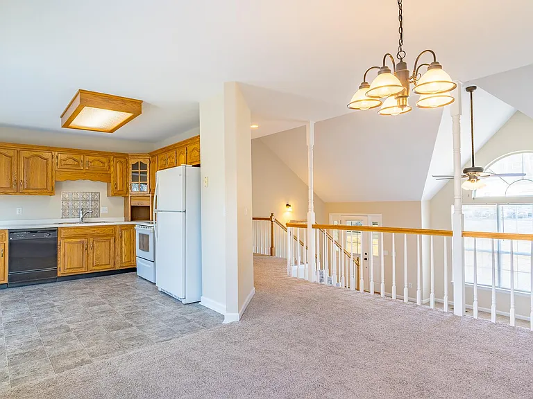 8706 Ellington Way — Photo 4