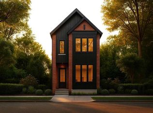 915 SE 32nd St NW, Calgary, AB T2N2W3