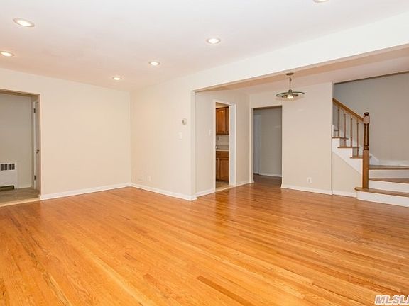 2nd image of 223 Brown St