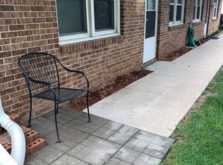 210 N 4th St #3, Springfield, NE 68059