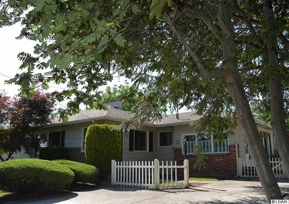 708 Preston Ave
