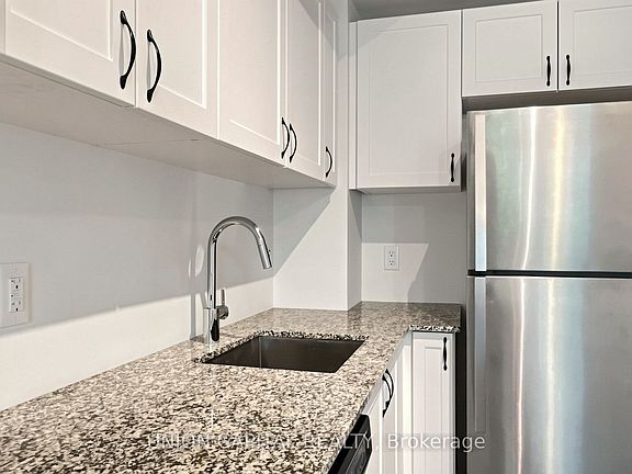 5th image of 6 Bicknell Ave #9