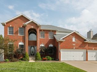 448 Sudbury Cir, Oswego, IL