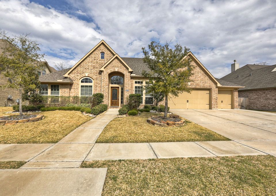 Welcome to Cade Hills