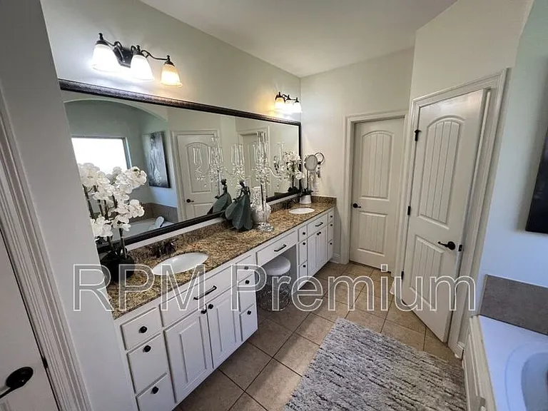 2913 Country Lakes Ave — Photo 20