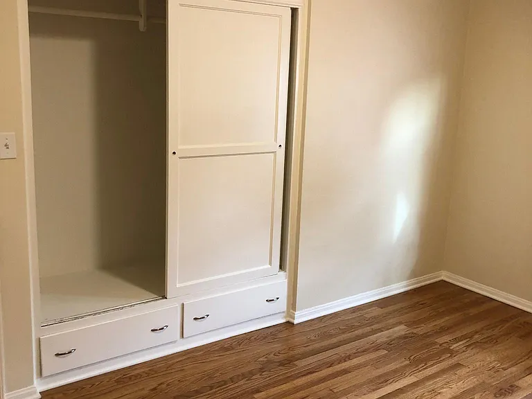 4015 Jackson Ave — Photo 14