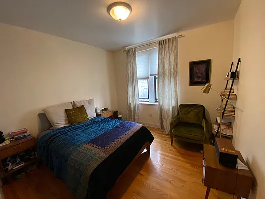 Rented by Mdays Realty | media 5