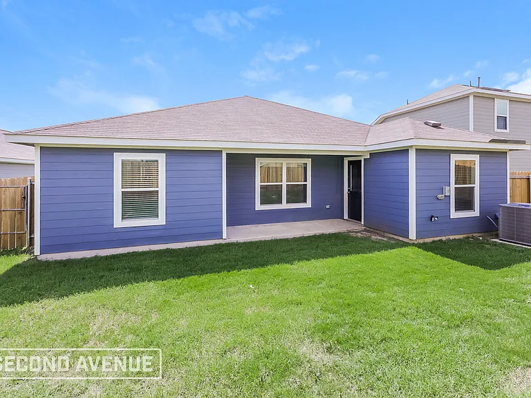 1321 Woodwinds Dr — Photo 22