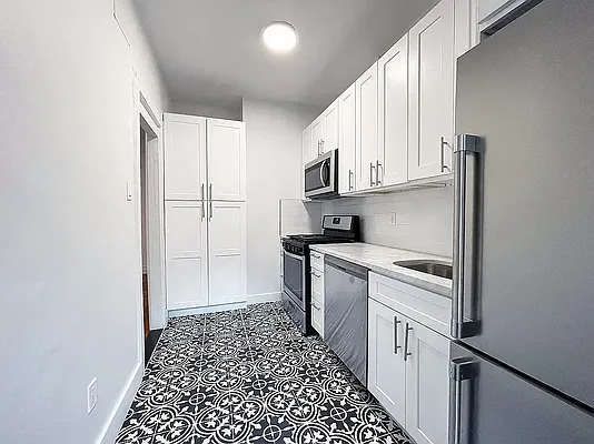 Rented by Bohemia Realty Group | media 3