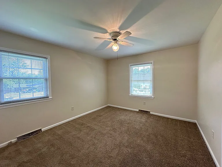 3486 Ormond Cir — Photo 21