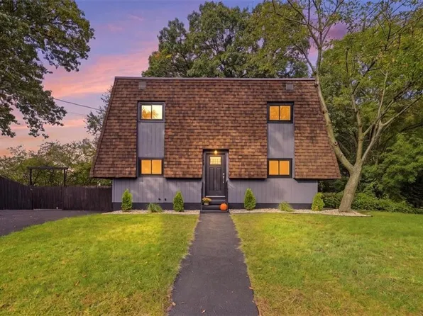 109 Olive St, Woonsocket, RI 02895