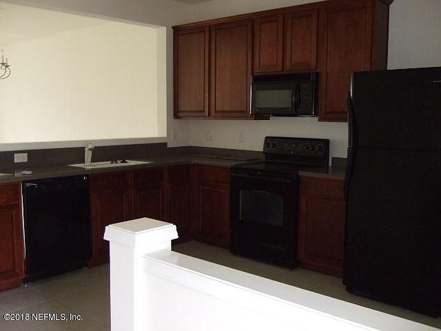 2nd image of 4216 Highwood Dr #4216