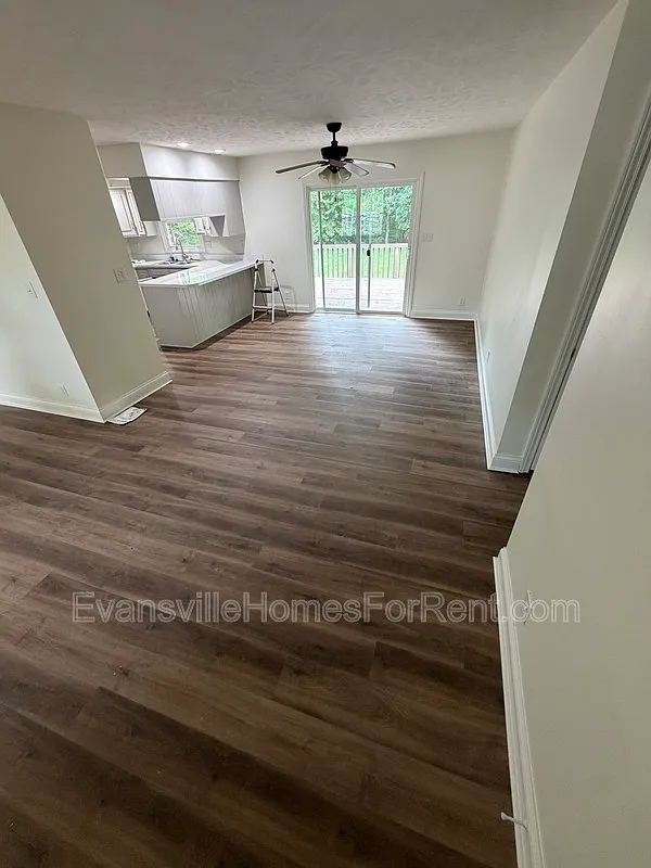 3 bed, 2.0 bath, $1,850 — Photo 4