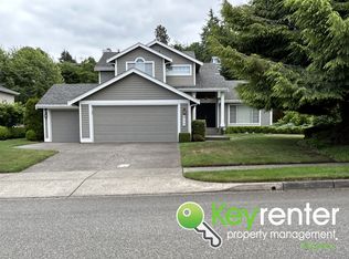 809 N Mountain View Ave, Tacoma, WA 98406