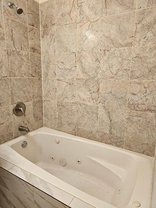 2 bed, 1000 sqft, $1,650 — Photo 4