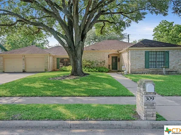 309 Chimney Rock Dr, Victoria, TX 77904