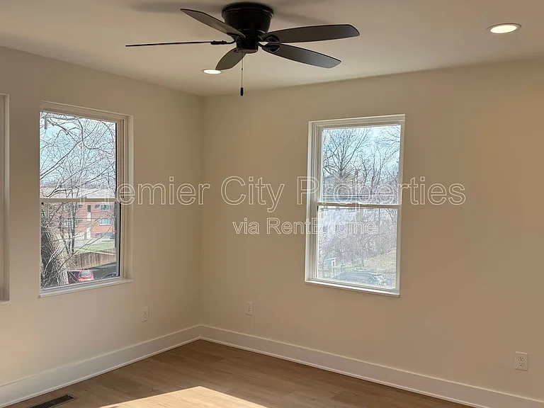 240 McGregor Ave #1 — Photo 20