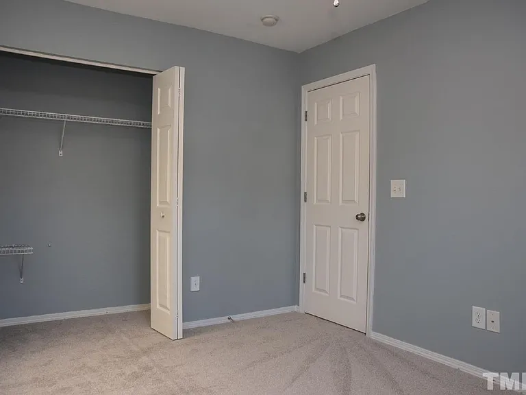 8224 Stone Cellar Dr — Photo 29