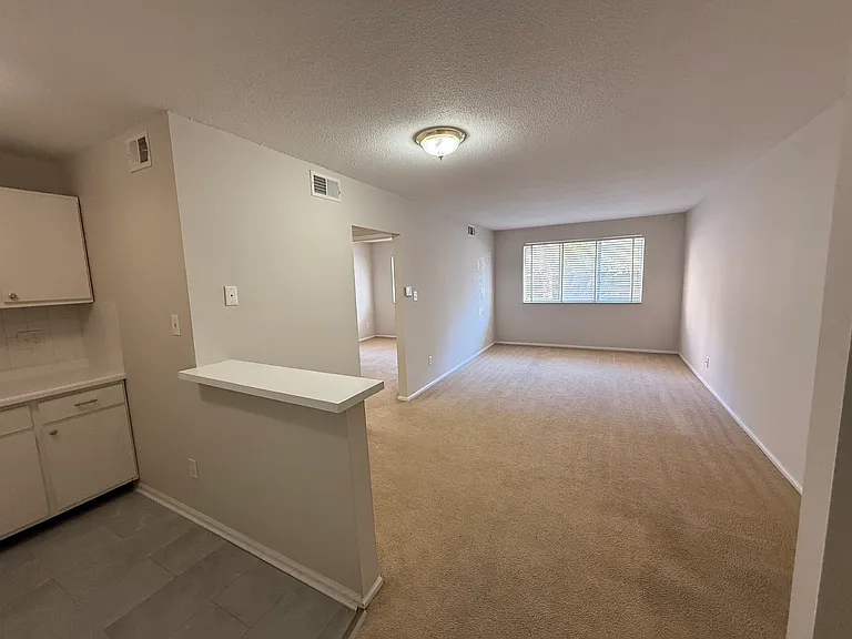 7323 Hoover Ave — Photo 14