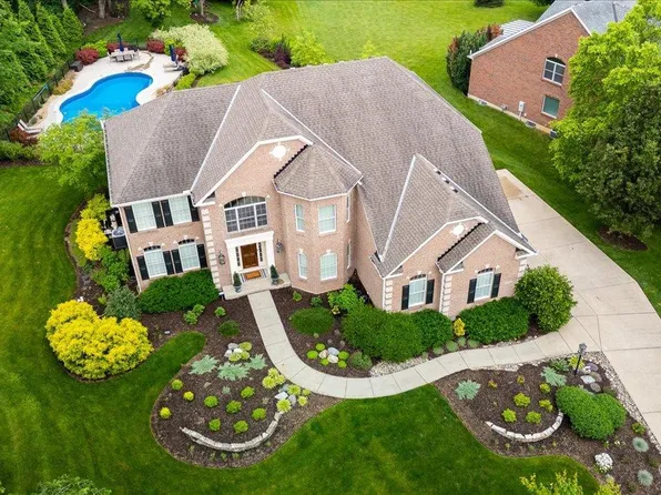 8364 Pine Run Dr, Cincinnati, OH 45244