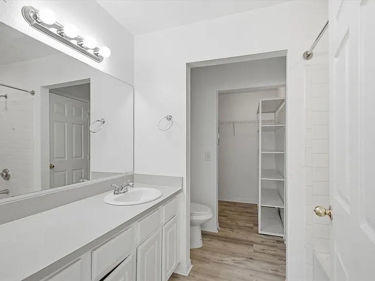 13703 Richmond Park Dr N #1706 — Photo 14