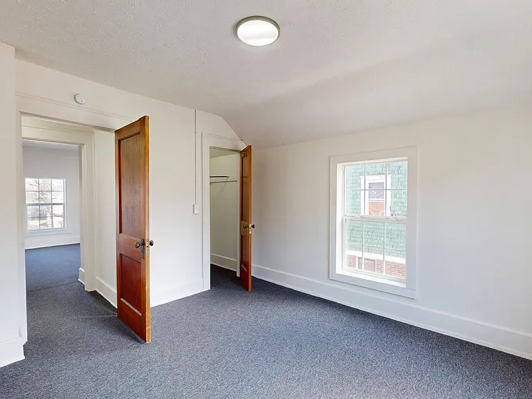 109 W Ely St — Photo 14