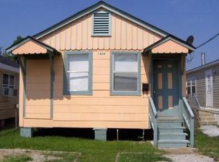 1424 Esther St, Harvey, LA 70058