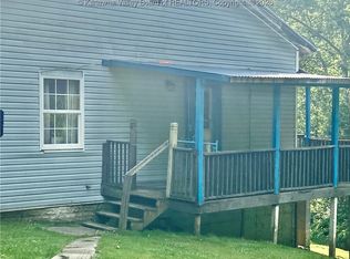 276 Easily Rd, Costa, WV 25051