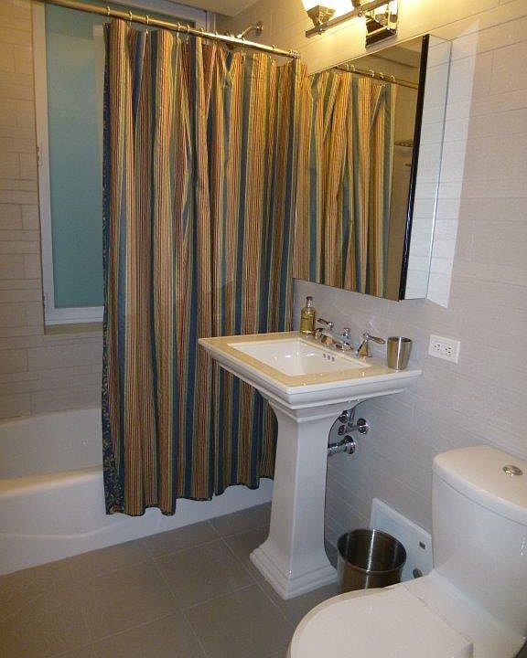 1st image of 1510 Lexington Ave APT 5T