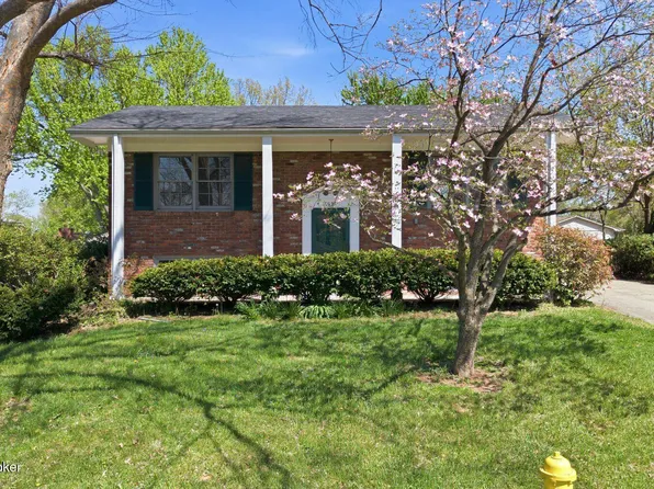 5917 Whispering Hills Blvd, Louisville, KY 40219
