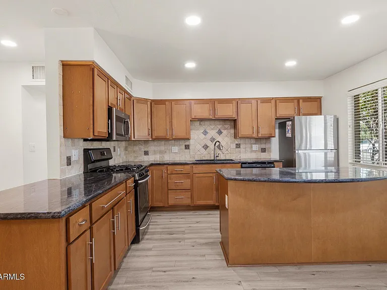 2219 N 74th Pl — Photo 12