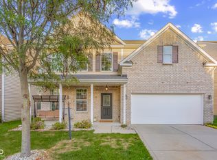 1950 Lakecrest Dr, Columbus, IN 47201