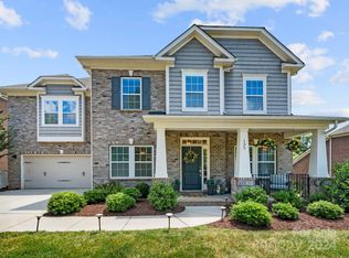 135 Alexandria Dr, Mooresville, NC 28115