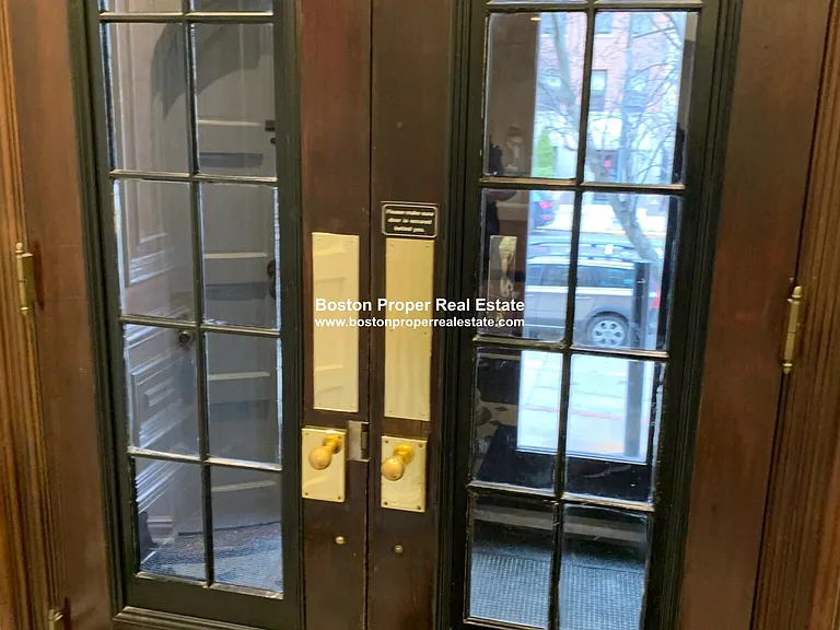 113 Beacon St #5R — Photo 18