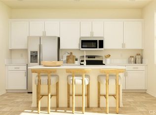 2468 Powell Dr, Rialto, CA 92377