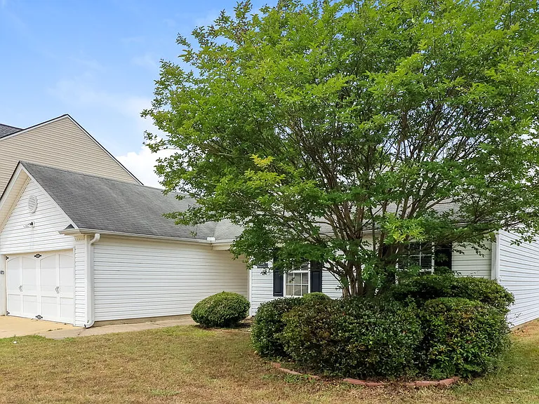 226 Overlook Ct — Photo 3