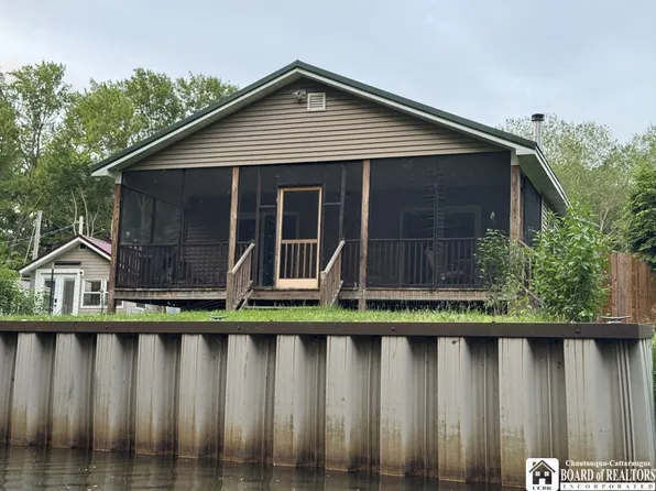 131 & 132 Goose Creek Rd, Busti, NY 14710